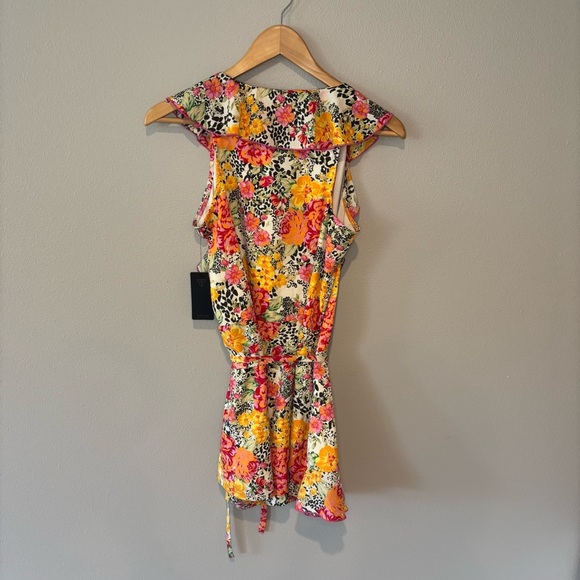 GUESS Floral Print Faux Wrap Romper with Shorts and Ruffle Accents NWT Sz Small - Picture 14 of 14